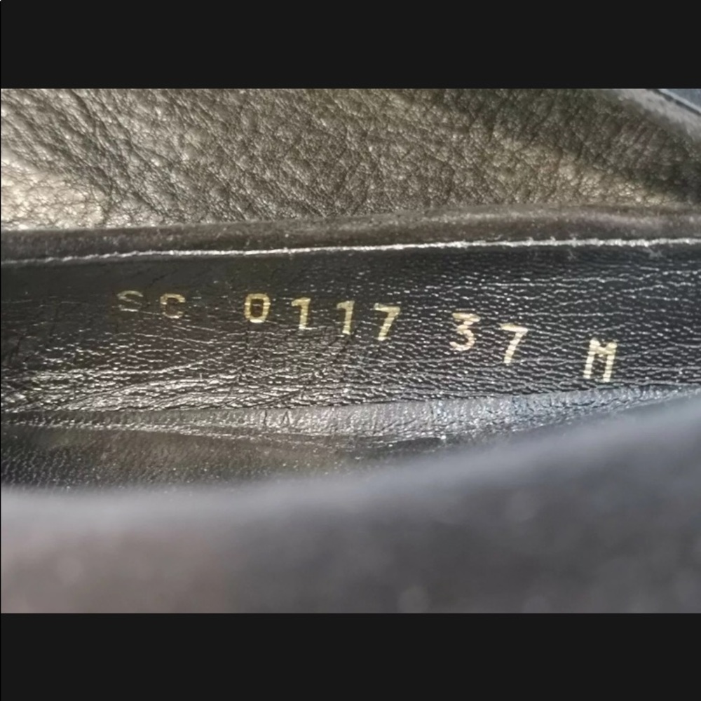 Women's Louis Vuitton Uniformes ~ Black Suede Shoes ~ Size 37 ~ 6.5~7 - Picture 5 of 7